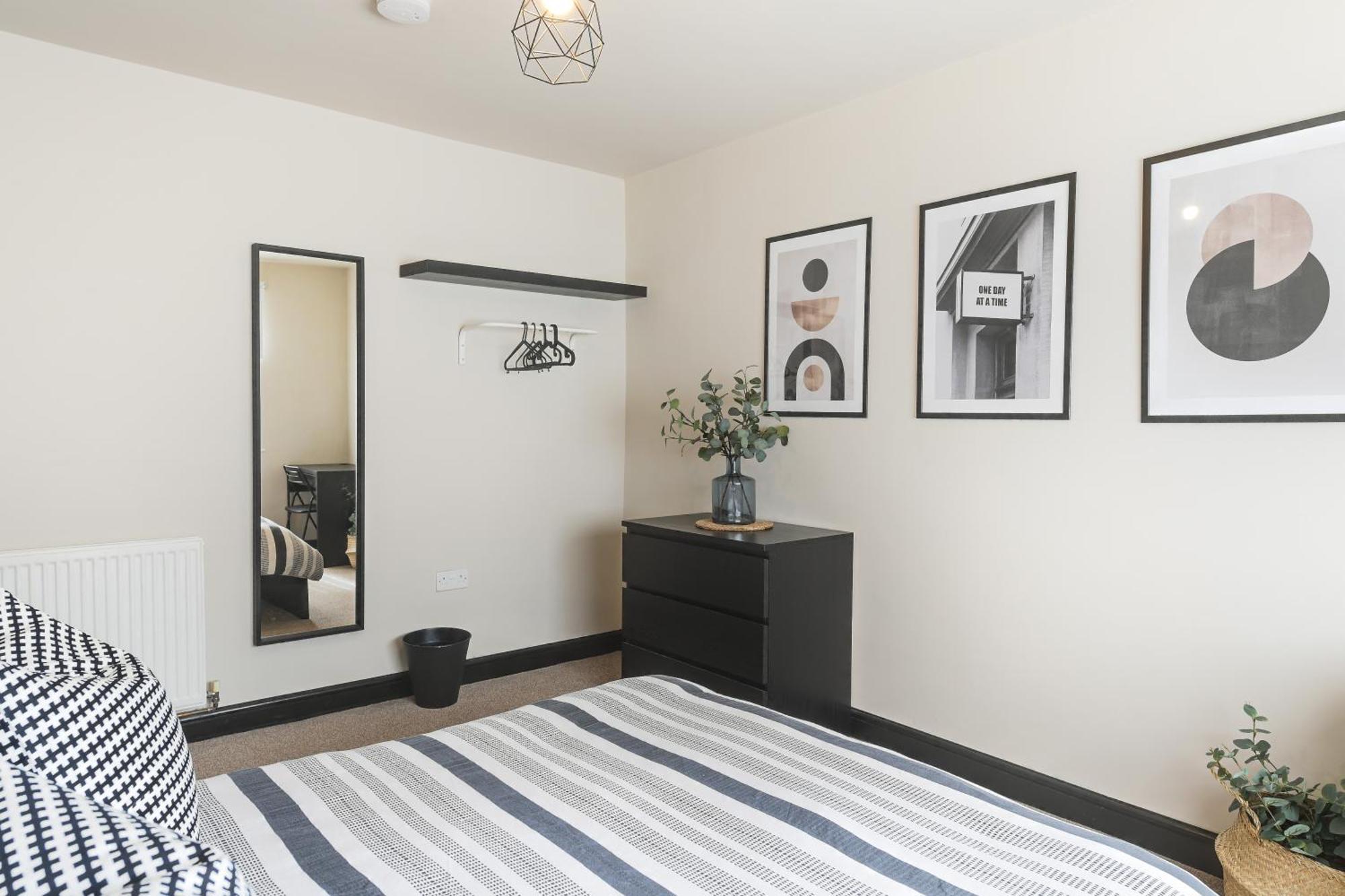 Poppy'S Place - Manningham Road ลิเวอร์พูล ภายนอก รูปภาพ